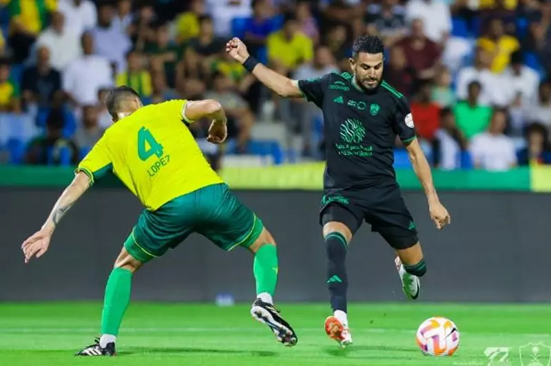 محرز مع أهلي جدة